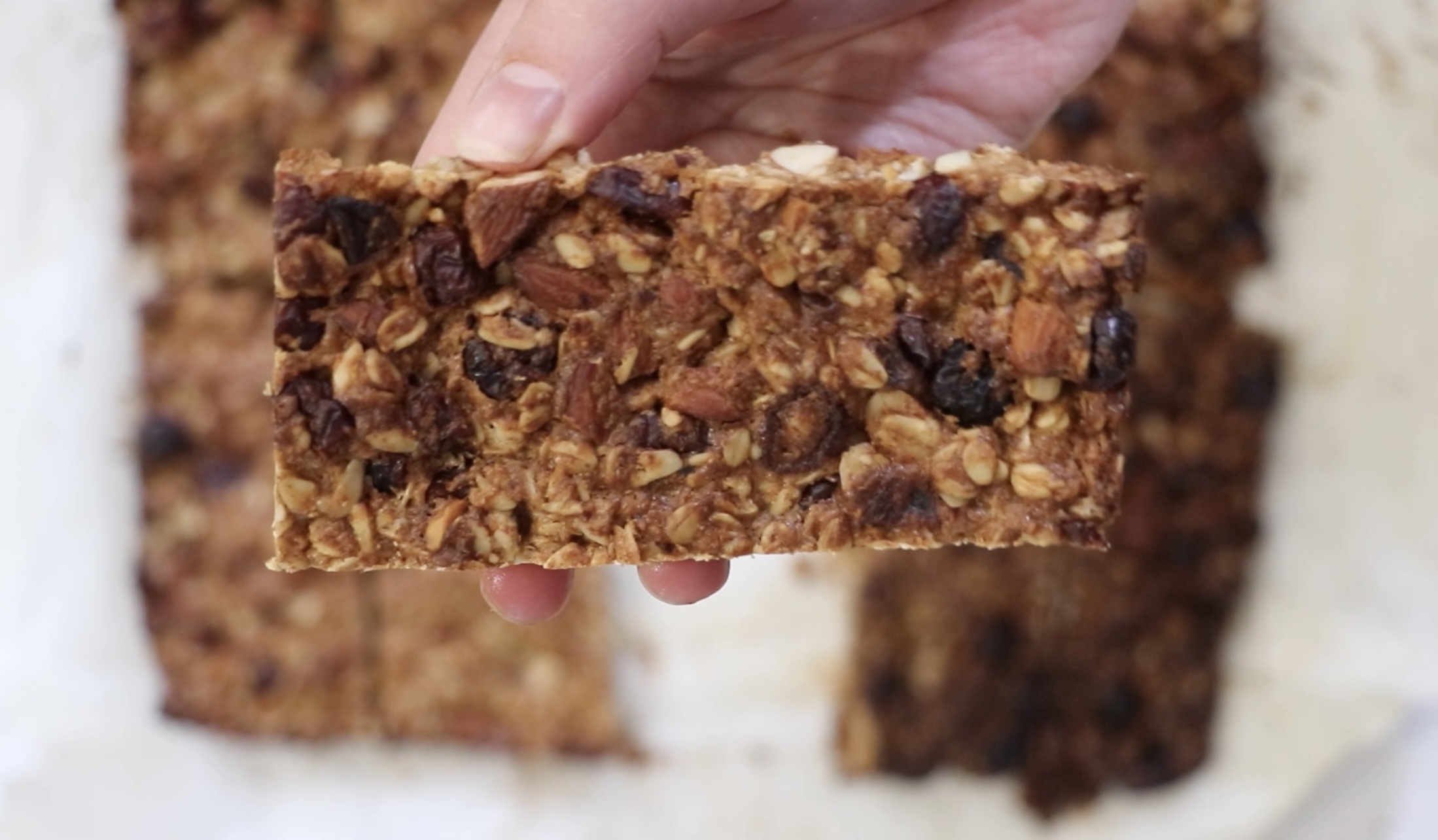 Crispy peanut butter oat bars