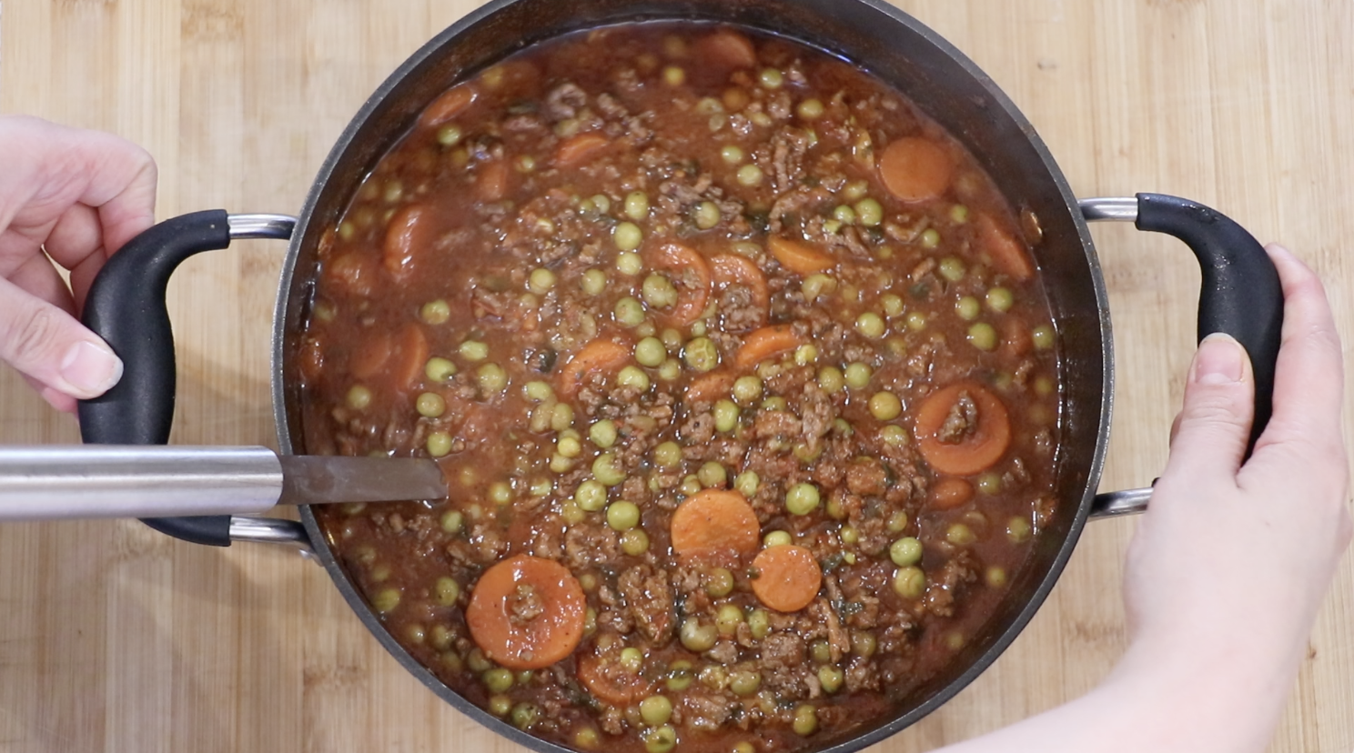 Lebanese Bazela w Riz – Pea Stew